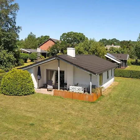 Ilppo - 200m From The Sea By Interhome בית נופש